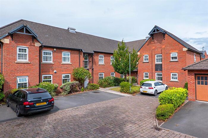 2 Bedroom Apartment For Sale In Spinners Court, Buckshaw Village, Chorley, PR7