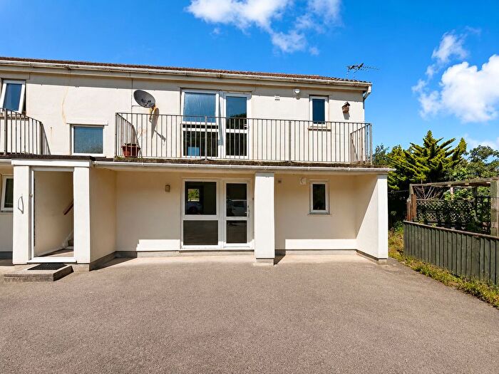 2 Bedroom Flat For Sale In Esplanade, Burnham On Sea, Somerset, TA8