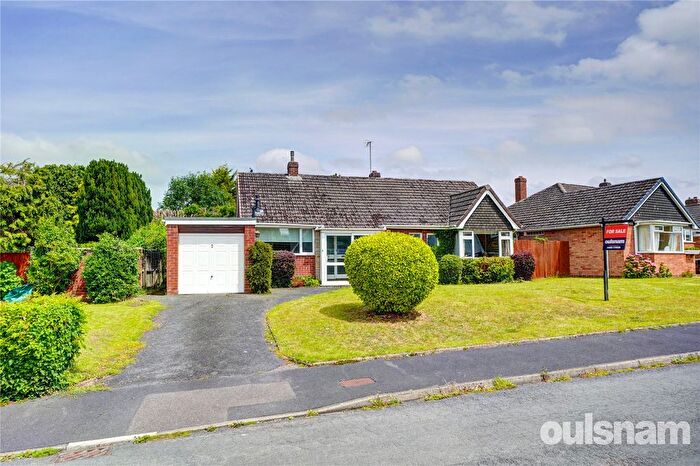 2 Bedroom Bungalow For Sale In Ripple Road, Droitwich, Worcestershire, WR9