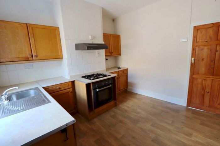 3 Bedroom Property To Rent In Prospect Road, Rawtenstall, Rossendale, BB4