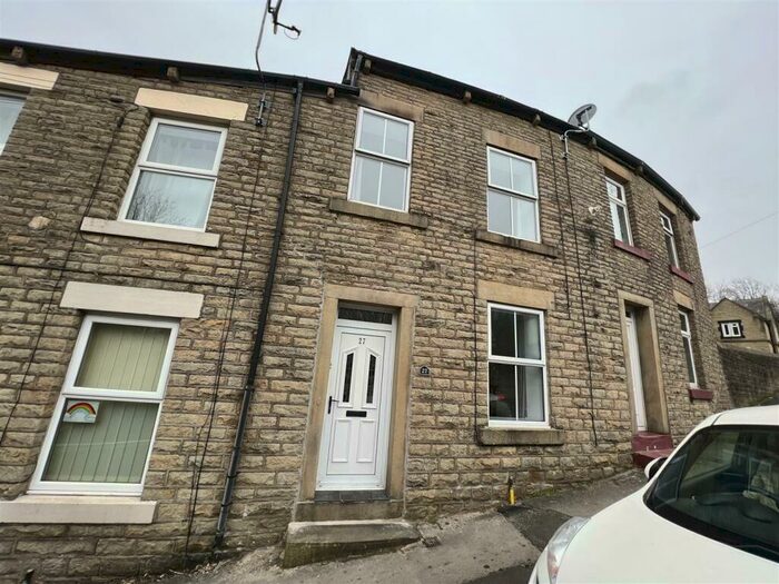 2 Bedroom Terraced House To Rent In St Marys Road, Glossop, SK13