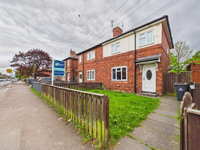 3 Bedroom Semi Detached House For Sale In Thompson Street West, Darlington, County Durham, DL3