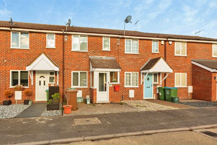 2 Bedroom Terraced House For Sale In Parrot Close, Aylesbury, HP21