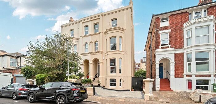 5 Bedroom Semi-Detached House For Sale In Elphinstone Road, Southsea, Hampshire, PO5