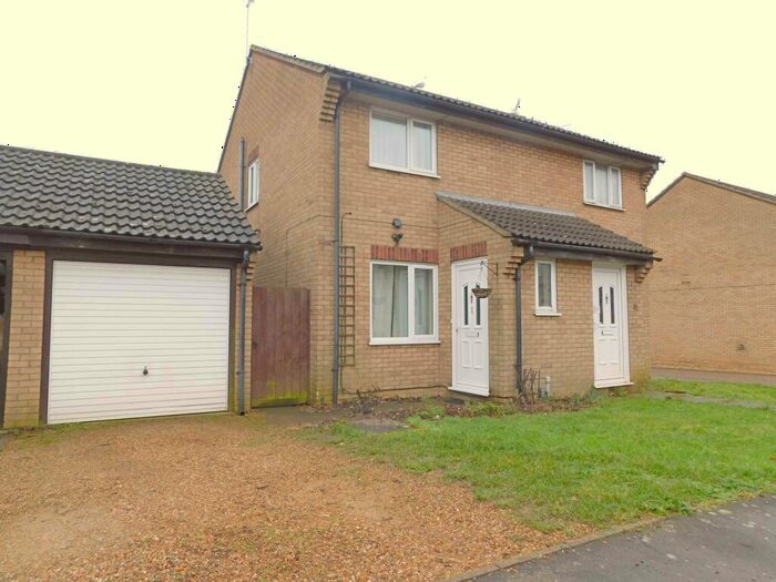 2 Bedroom Semi-Detached House To Rent In Nayland Road, Felixstowe, IP11