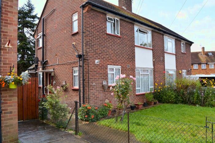 1 Bedroom Flat To Rent In St Pauls Close, Cowley UB8