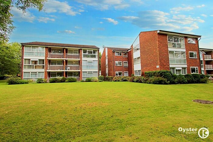 1 Bedroom Flat To Rent In Aran Drive, Stanmore, HA7