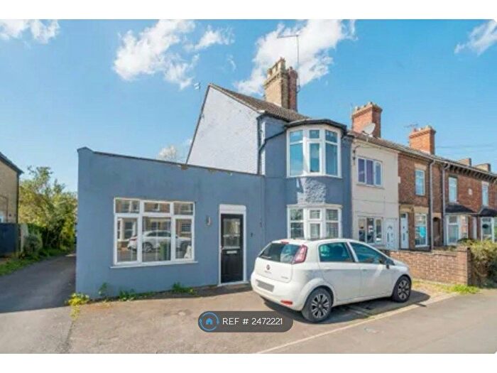 5 Bedroom Semi-Detached House To Rent In New Road, Woodston, Peterborough, PE2