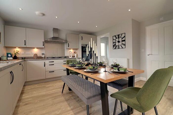 4 Bedroom Detached House For Sale In Meadowsweet Avenue, Beaconside, Stafford, ST16