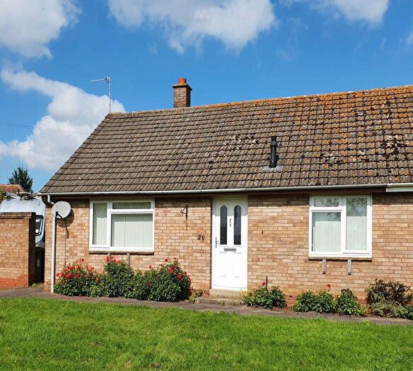 2 Bedroom Bungalow To Rent In Martens Road, Shrivenham, SN6