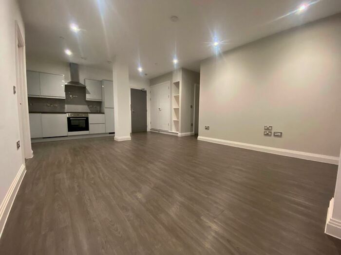 2 Bedroom Apartment To Rent In Lichfield Road, Sutton Coldfield, B74