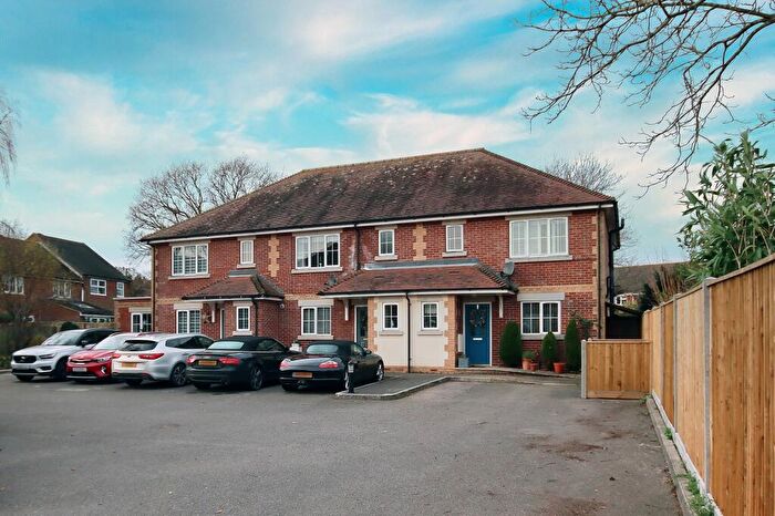 3 Bedroom House To Rent In Capstan Court, Hamble, SO31