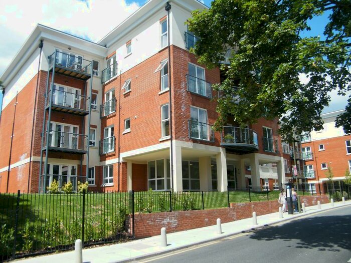 2 Bedroom Flat To Rent In Bramley Court, Orpington, BR6