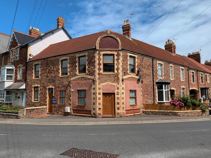 2 Bedroom Flat To Rent In South Road, Watchet, TA23