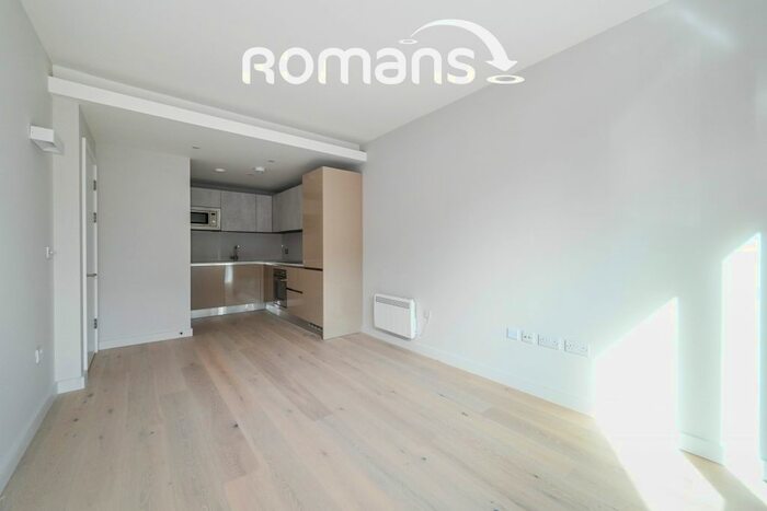 1 Bedroom Flat To Rent In Wokingham Road, Binfield, Bracknell, RG42