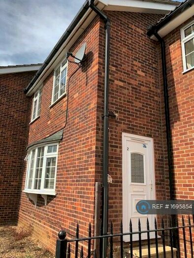 4 Bedroom Terraced House To Rent In Leam Close, Colchester, CO4
