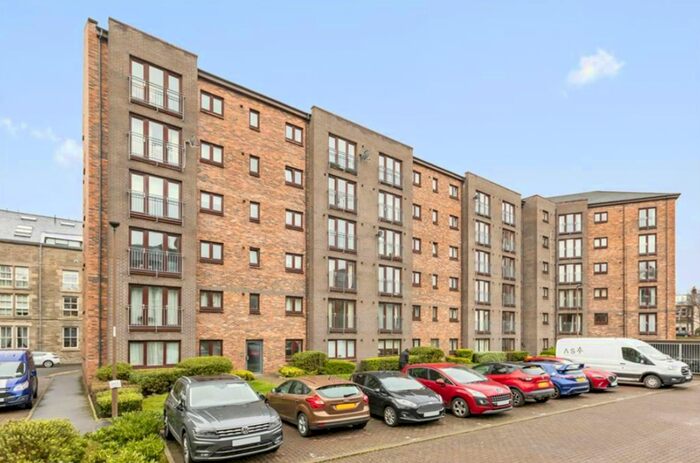 2 Bedroom Flat To Rent In Hermand Street, Edinburgh, EH11