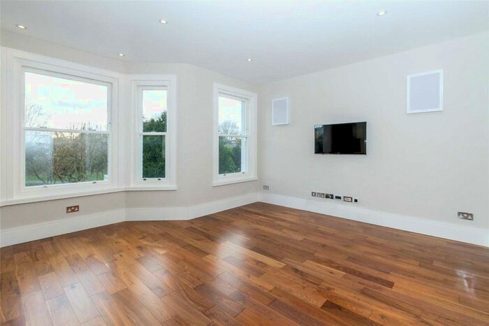 2 Bedroom Flat To Rent In Fulham Palace Road, London, SW6