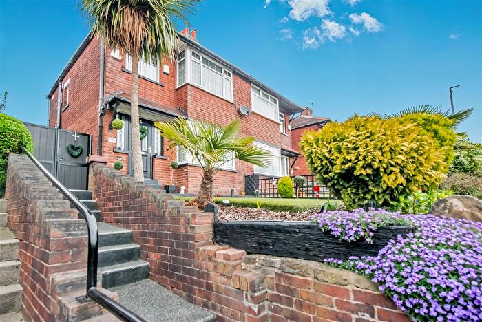 3 Bedroom Semi Detached House For Sale In Whitehall Road, Wortley, Leeds, LS12