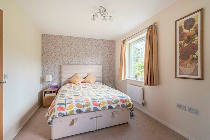 4 Bedroom Terraced House To Rent In Morphou Road, Mill Hill, London, NW7