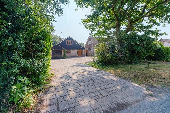 4 Bedroom Detached Bungalow For Sale In Whitepost Lane, Culverstone, Meopham, Kent, DA13