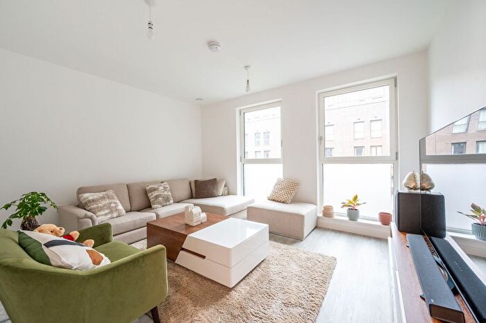 2 Bedroom Flat To Rent In Freeman House, Upton Park, London, E13