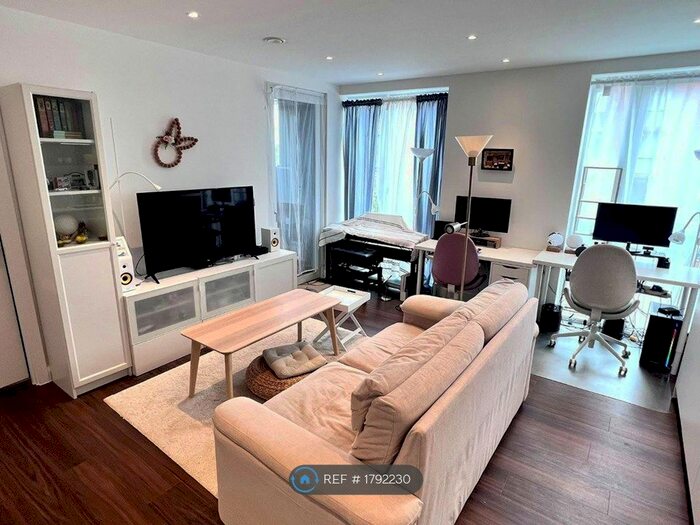 1 Bedroom Flat To Rent In Rudduck Way, Cambridge, CB3