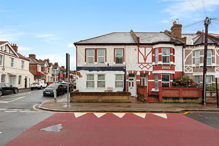 2 Bedroom Maisonette To Rent In Franciscan Road, London, SW17