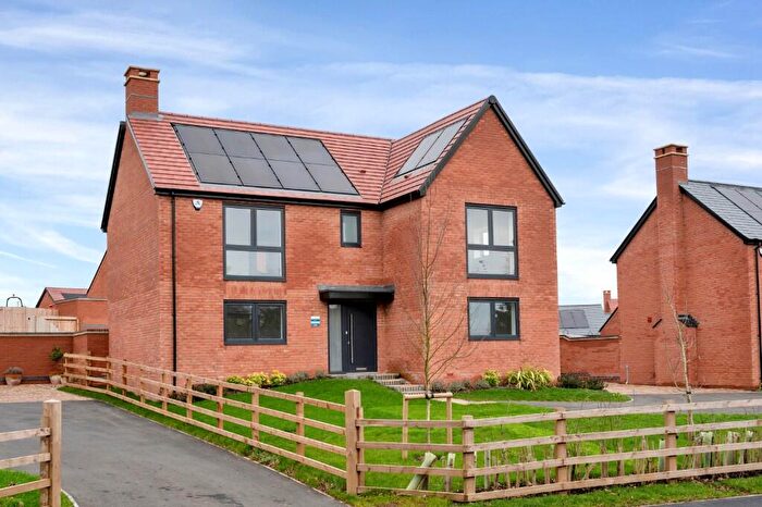 4 Bedroom Detached House For Sale In Stanion Road, Brigstock, Kettering, NN14