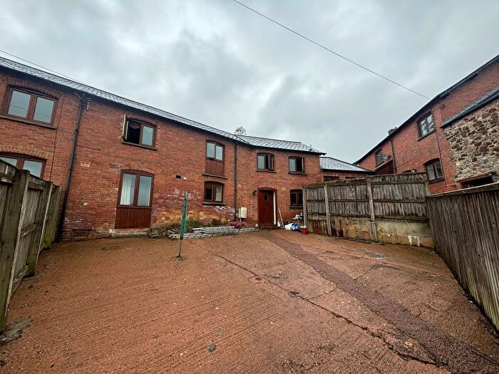 3 Bedroom Barn Conversion To Rent In Holloway Barton, Exeter, EX6
