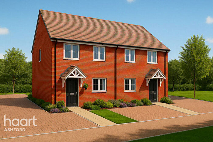 3 Bedroom Semi-Detached House For Sale In Ewell Road, Faversham, ME13