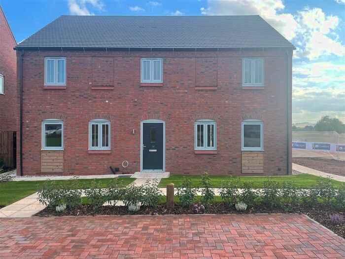 3 Bedroom Semi-Detached House For Sale In Parlour Road, Newton Regis, Tamworth, B79