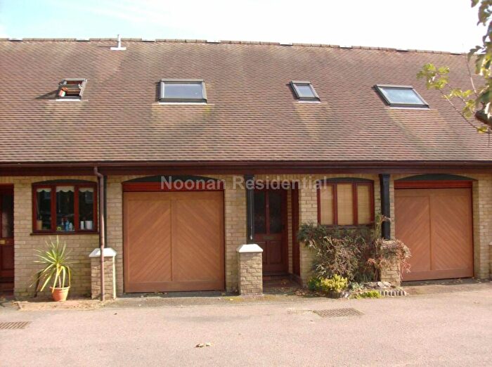 2 Bedroom Terraced House To Rent In Rampleys Lane, Little Paxton, PE19