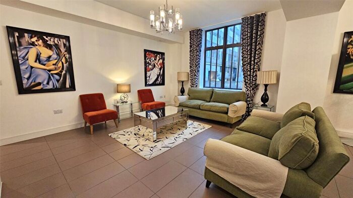 2 Bedroom Flat For Sale In Colston Avenue, Bristol, BS1