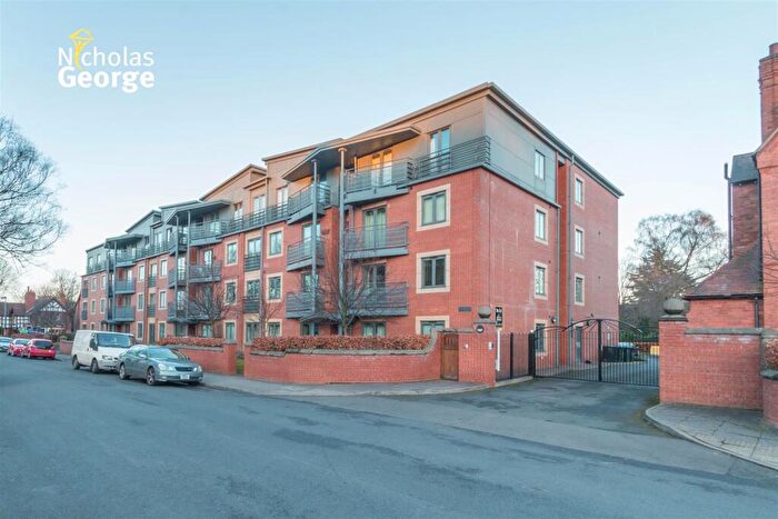 2 Bedroom Flat To Rent In Spire Court, Manor Rd, Edgbaston, B16