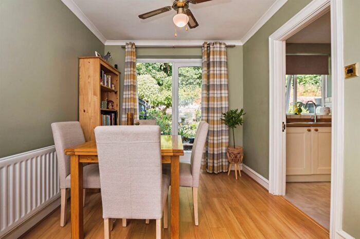 2 Bedroom Semi-Detached House For Sale In Dale Valley Road, Southampton, SO16