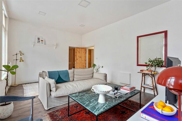 1 Bedroom Flat To Rent In Clapton Square, London, E5