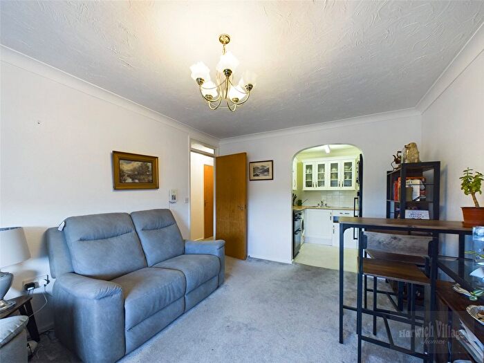 1 Bedroom Flat For Sale In Main Road, Dovercourt, Harwich, Essex, CO12