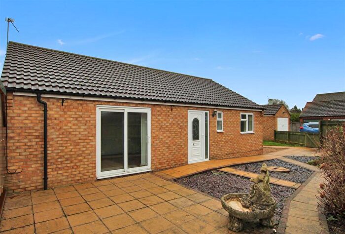2 Bedroom Bungalow For Sale In Nursery Close, Langworth, Lincoln, LN3