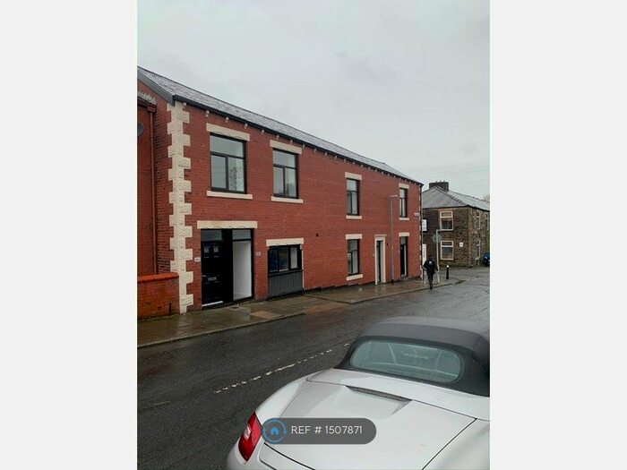 2 Bedroom Flat To Rent In Earl Street, Clayton Le Moors, Accrington, BB5