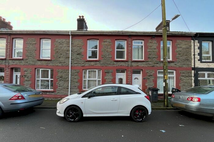 3 Bedroom Property To Rent In Railway Street, Llanhilleth, Abertillery, NP13