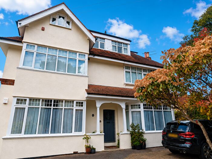 3 Bedroom Apartment To Rent In Motcombe Road, Poole, BH13
