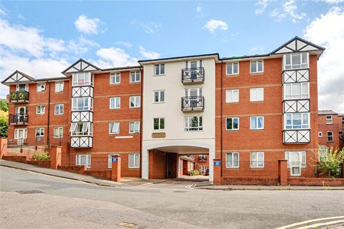 2 Bedroom Apartment For Sale In Anchorfields, Kidderminster, Worcestershire, DY10