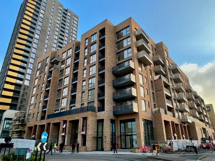 1 Bedroom Flat To Rent In High Street Quarter, Hounslow, TW3