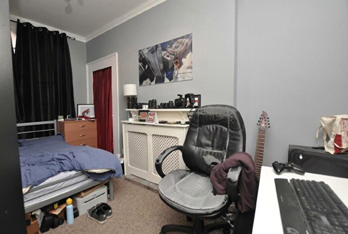3 Bedroom Flat To Rent In Cumberland Street, St.Pauls, BS2