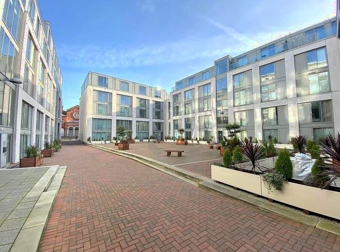 2 Bedroom Flat To Rent In Viva, Commercial Street, Birmingham, B1