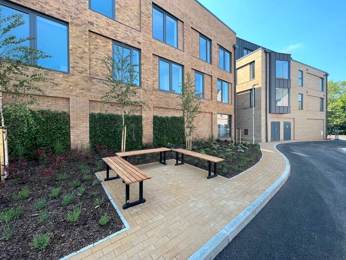 2 Bedroom Flat To Rent In Causeway Lane, Matlock, DE4