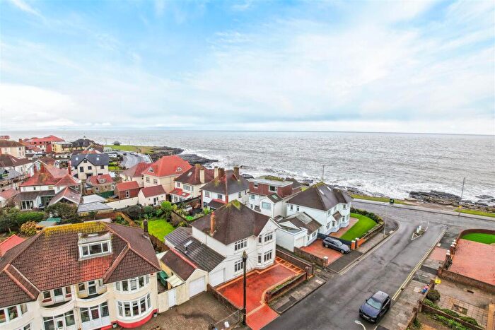 3 Bedroom Detached House For Sale In Victoria Avenue, Porthcawl, Bridgend County Borough, CF36