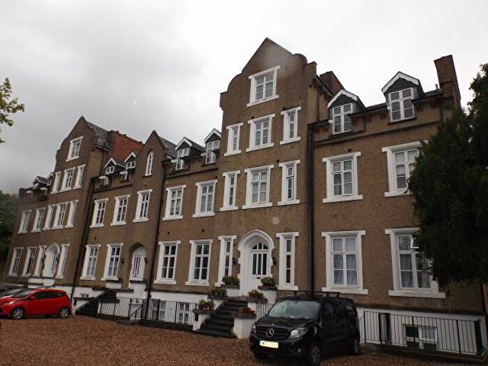 1 Bedroom Flat To Rent In Upton Park, Slough, SL1