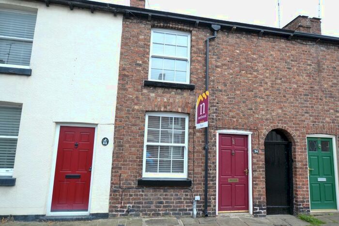 2 Bedroom Terraced House To Rent In High Street, Macclesfield, SK11
